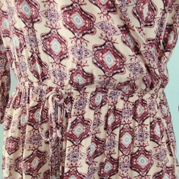 Hollister Pink wrap long sleeve Romper, size S - Picture 10 of 13